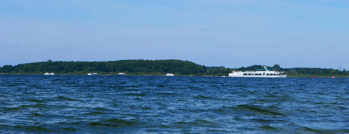 Untergöhren 6-lake bridges canal tour