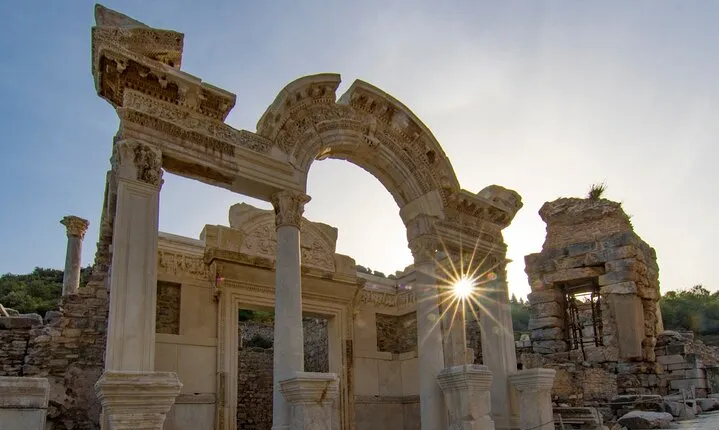Combined Tour: Ephesus - Miletus - Didyma From Kusadasi Port