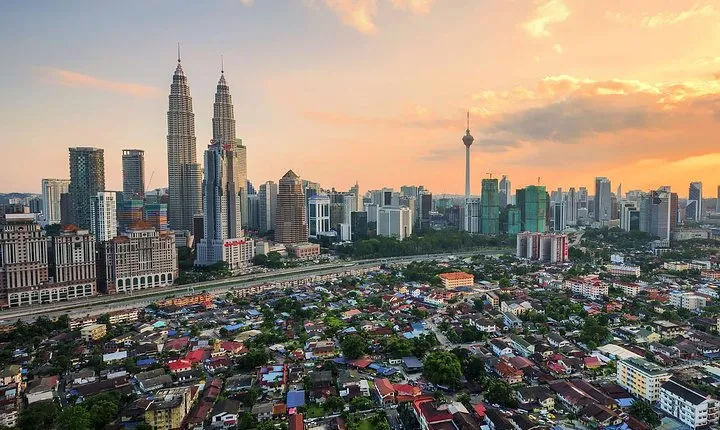 Magic of Kuala Lumpur under The Lights