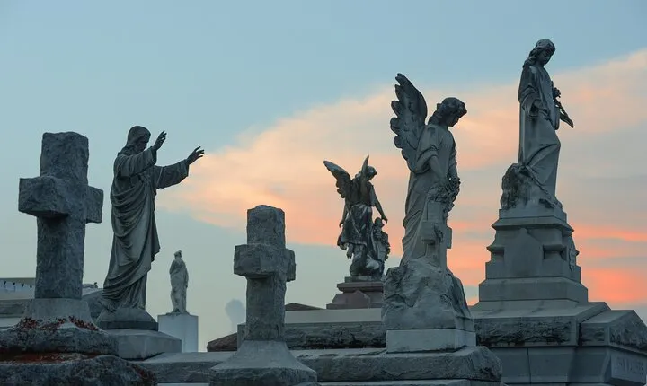 New Orleans St. Louis Cemetery No. 3 Walking Tour