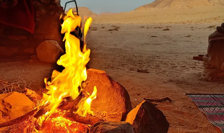 Best of Wadi Rum | Full day Jeep tour + Sleep under the stars | Pack all-in