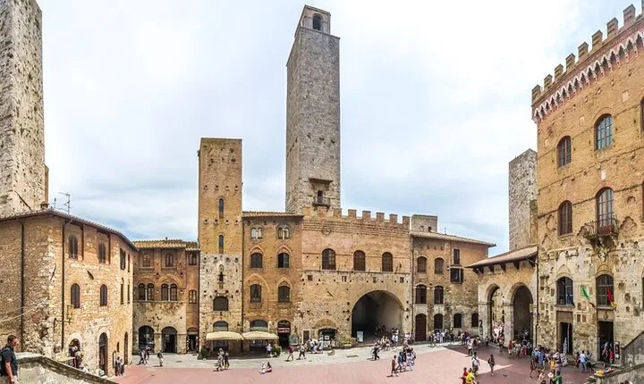 Private Tour in San Gimignano Siena and Chianti