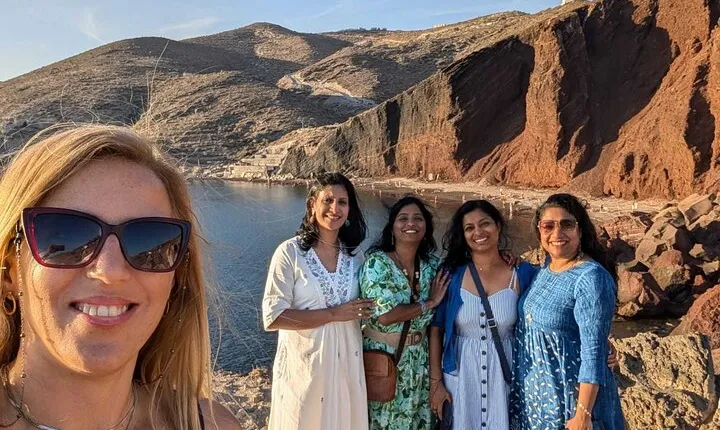 Explore Santorini: 6 hours Private Sightseeing Tour