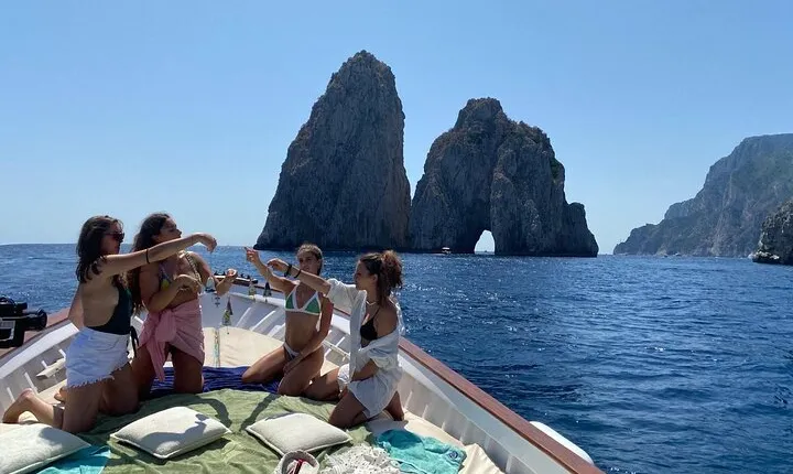 Capri Boat Tour: Grottoes, Swim & Sip Limoncello in a Small Group