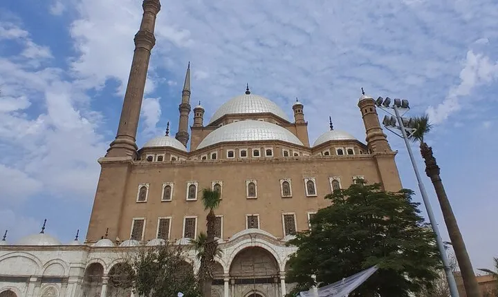 Tour in Egyptian Museum, Citadel of Saladin and Khan Elkhalili