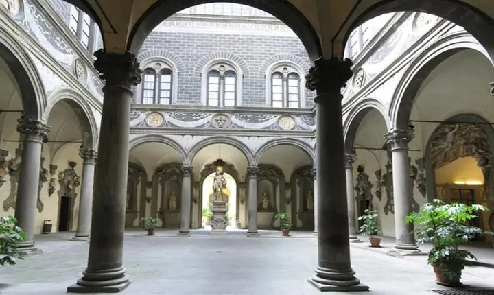 Florence Hidden Power and Beauty of the Medici Guided Tour