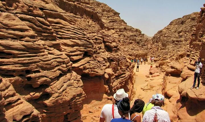 Canyon Salama Adventure: Jeep Safari from Sharm El Sheikh