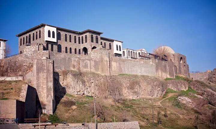 All-inclusive Private Guided Tour of Diyarbakir City