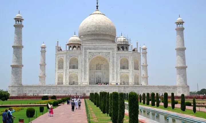 All-Inclusive Taj Mahal Tour from Delhi By Car