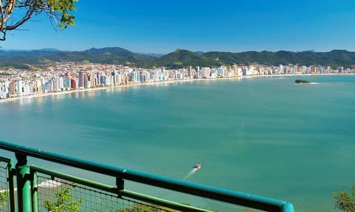 Private Tour: Itajai and Camboriu