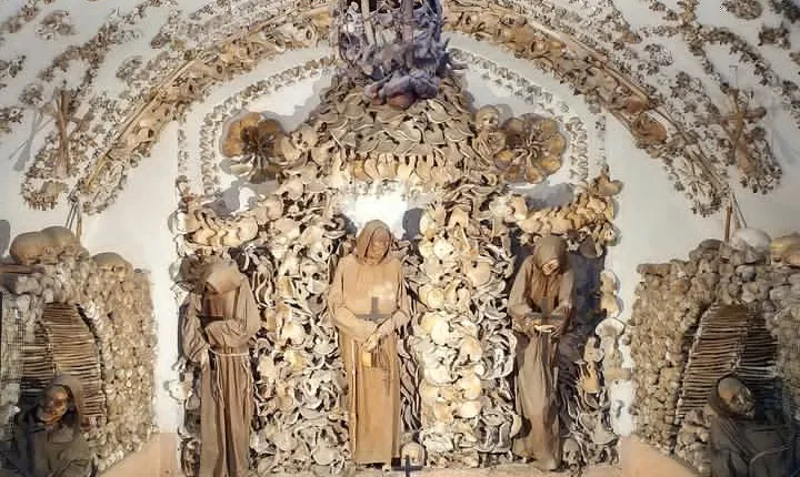Capuchins Crypt Tour and Concert in Rome