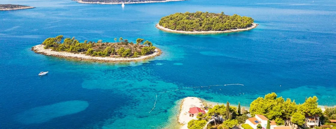 Half-day boat trip to Blue Lagoon and Solta Island from Trogir