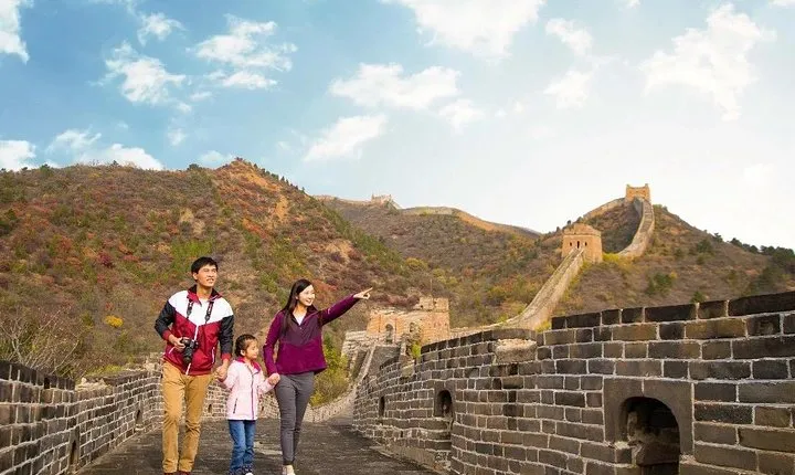 Private Gubei Water Town and Simatai Trip with English Speaking Driver Service