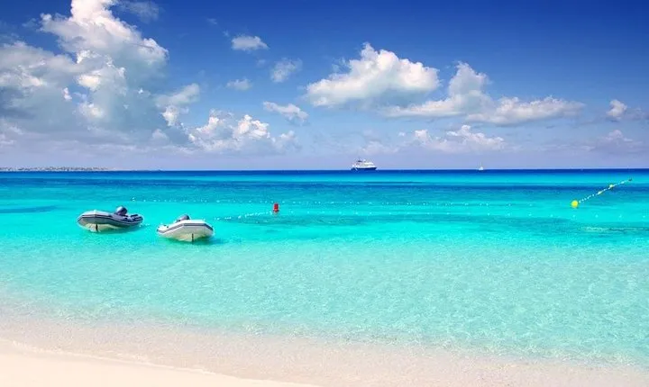 Tour Holbox Two Island and One Cenote Yalahao only from Tulum