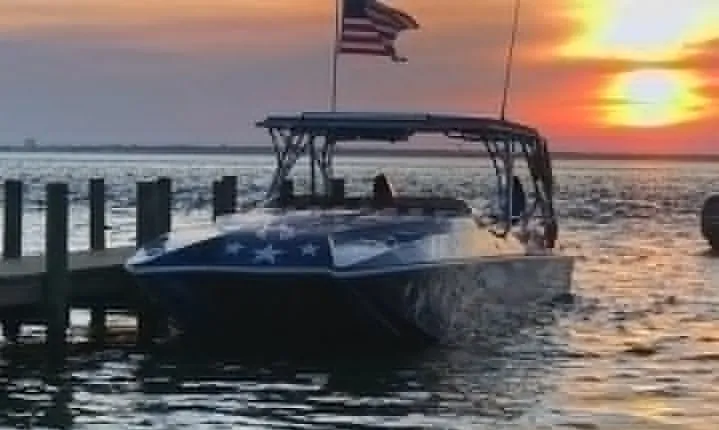 Sunset Dolphin Watching Cruise in Destin Harbor