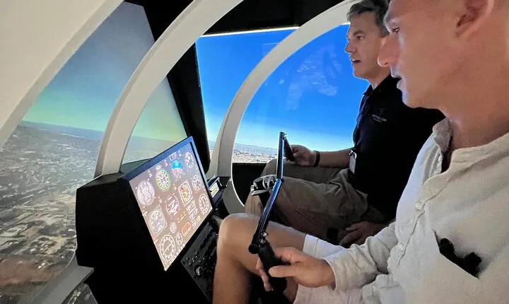 Viator Exclusive: Ultra Realistic Helicopter Simulator Experience