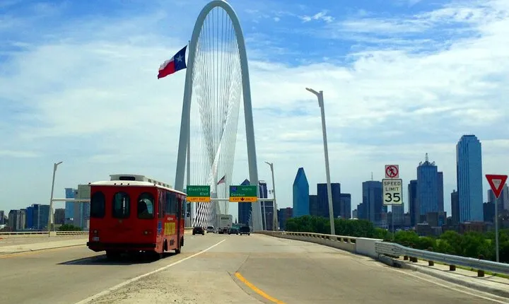 Hop On Hop Off Dallas Tour