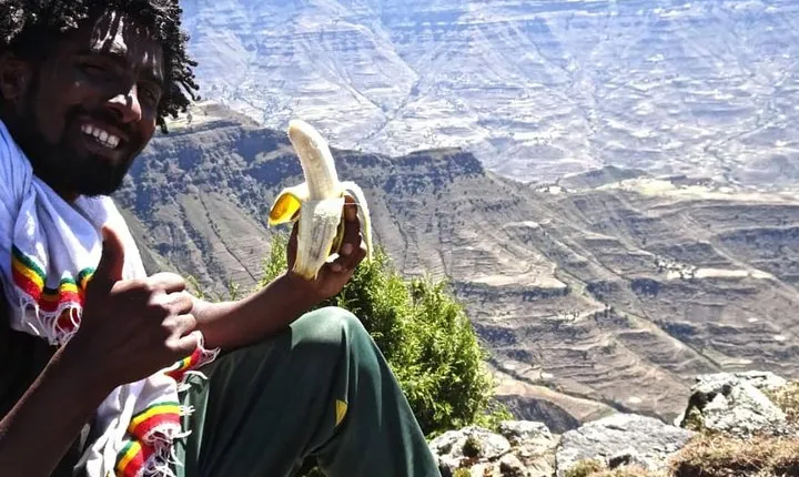 Trek round lalibela