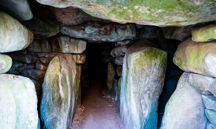Prehistoric Britain: Ancient Caves, Stonehenge & Haunted Forest