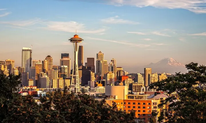Seattle Sightseeing City Tour with Hotel Pick-up