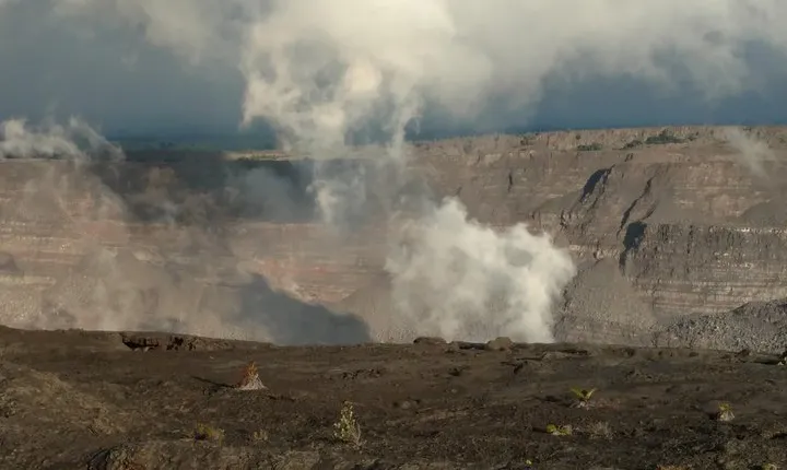 Volcanoes National Park and Hilo Private Tour