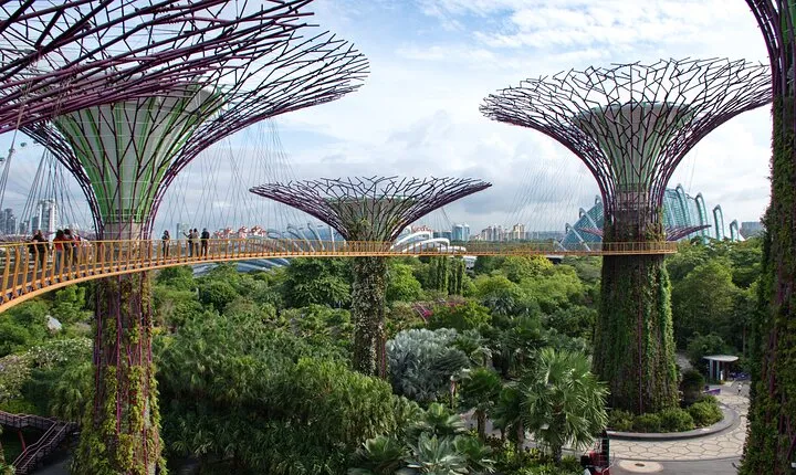 A Self Guided Tropical Sojourn of Singapore Hidden Enclaves 