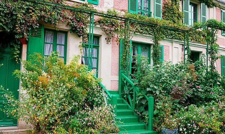 Private Half Day Tour of Giverny Monet's Gardens, (01 - 07 Pax)
