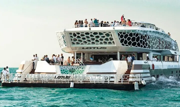 Lotus Mega Yacht Dinner Cruise at Dubai Marina