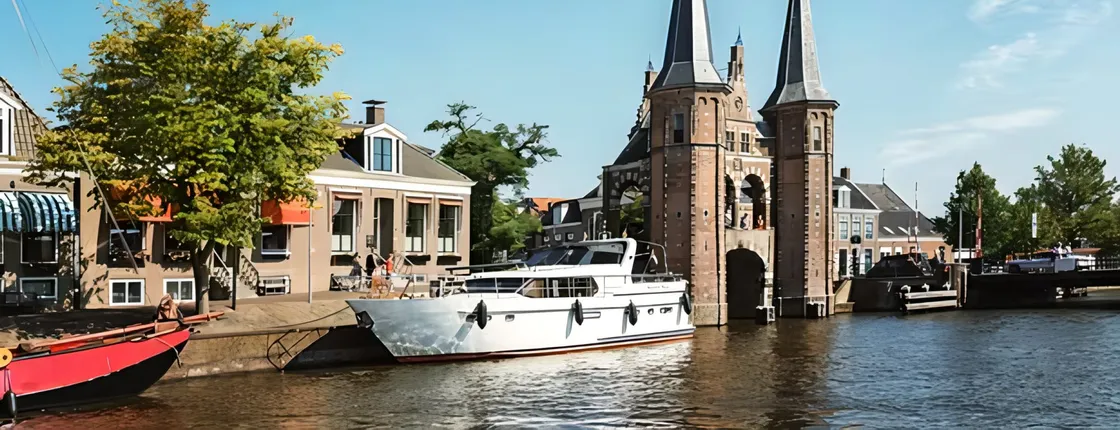 Sneek self-guided walking audio tour