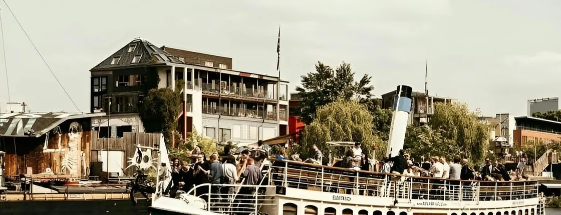 Uber Arena to Hackescher Markt with the Kaiser Friedrich historic boat