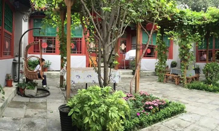 4-Hour Private Tour to Beijing Drum Tower with Drum Performance and Rickshaw