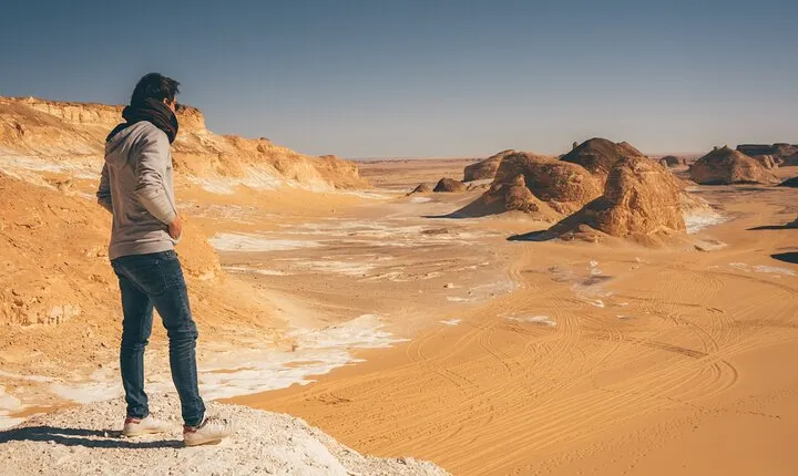  White Desert Overnight Camping Sharing Tour in Egypt