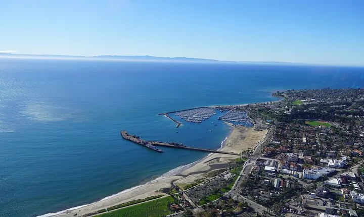Private Helicopter Tour in Santa Barbara