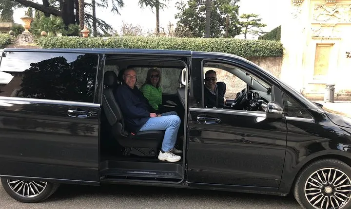 Fiumicino Airport private transfers with luxury Mercedes van