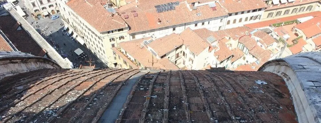 Florence Duomo and Brunelleschi's Dome entrance with audio app