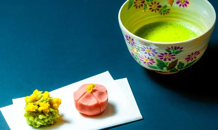  Japanese Traditional Sweets making and Tea Ceremony