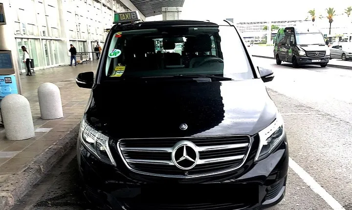 Taxi Transport from Barcelona airport to hotel