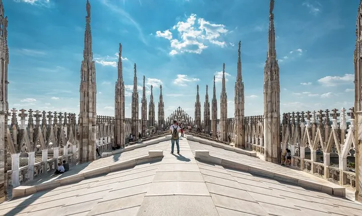 Duomo Cathedral and Terraces Skip-the-line Tour in Small Group
