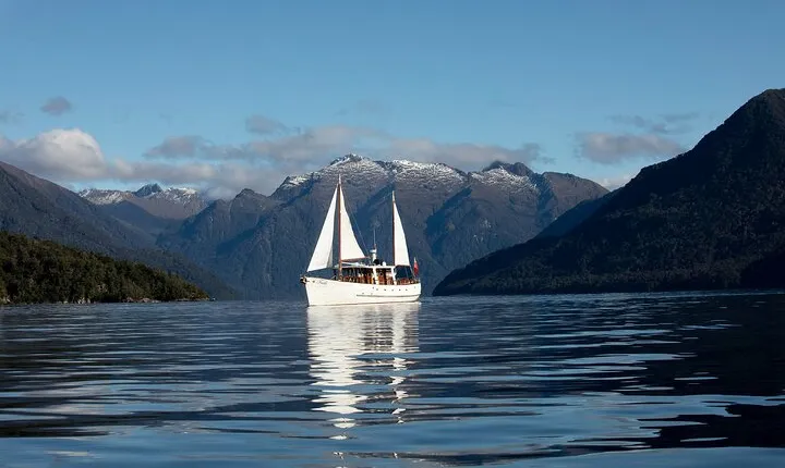 Scenic Cruise & Guided walk on Historic Motor Yacht Lake Te Anau