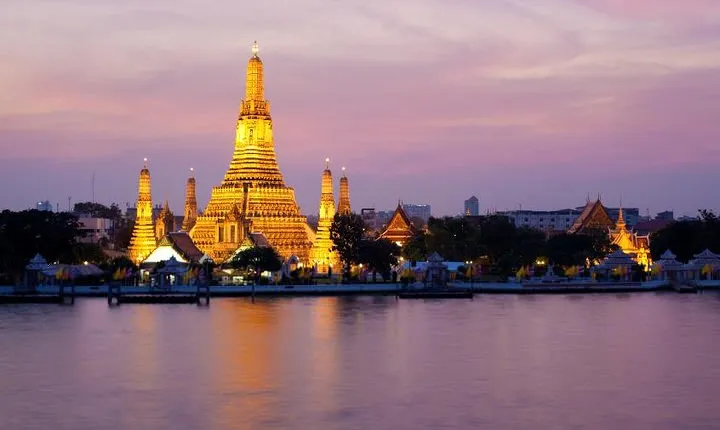Bangkok Dinner Cruise on the Chao Phraya River