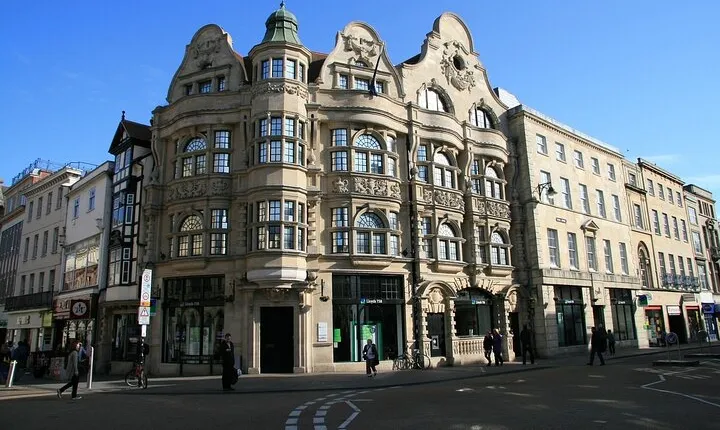 12 hour - Private Tour to Windsor Castle & Oxford from London