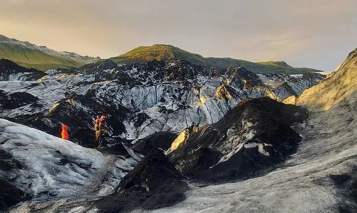 Glacier Hiking in Sólheimajökull