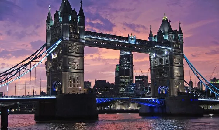 Private Panoramic London Night Tour