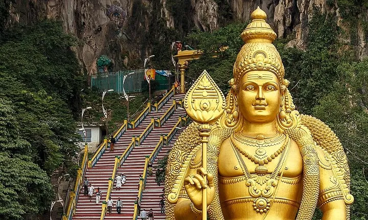 Private Batu Caves and Countryside Tour