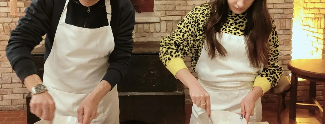 Spanish Steps Pizza Class in Rome with Wine and Limoncello