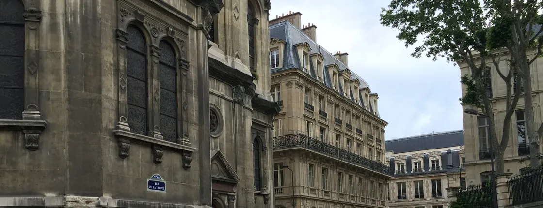 Edith Piaf exploration game and music tour in Paris