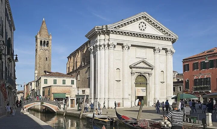 Venice, Dorsoduro, Ca’Foscari University & More Walking Tour