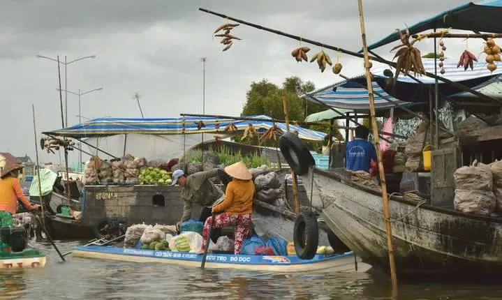 Cycling inner Mekong BenTre TraVinh CanTho 3days
