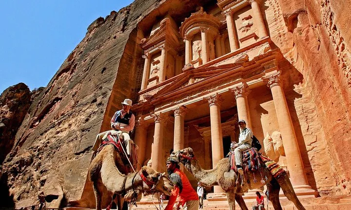 3 Days in Jordan (Petra, Wadi rum and Dead sea)