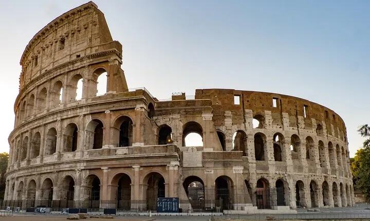 Colosseum Roman Forum palatine hill skip the line entence